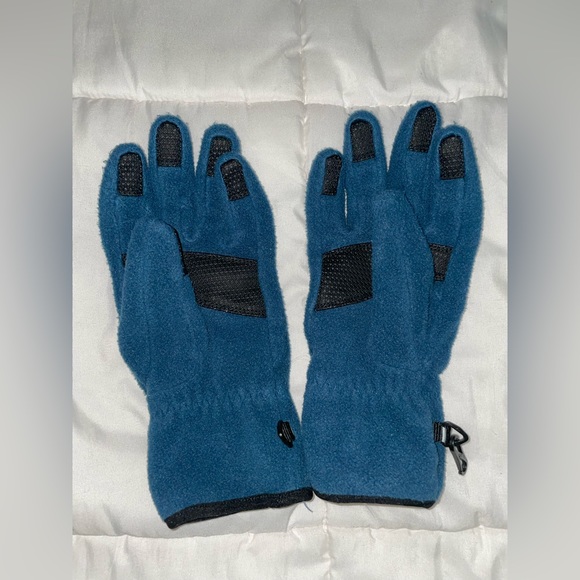 North face fleece gloves with anti slip grip finger tips and palm - Picture 3 of 5